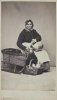 я Уличная молочница Россия, 1870-е гг. Фотограф Монштейн И.А. 1860-е-1870-е.jpg