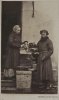 Уличные торговцы тканями Россия, 1860-ые гг.Фотограф Каррик В.А. 1827-1878.jpg